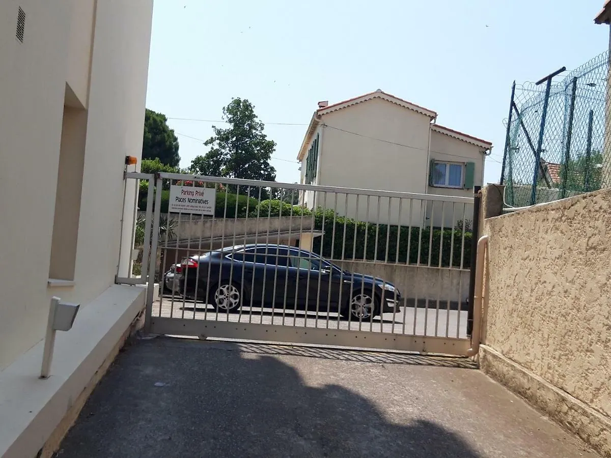 شقة Antibes: A Nest Perched On The Sea! 0*, أنتيب فرنسا